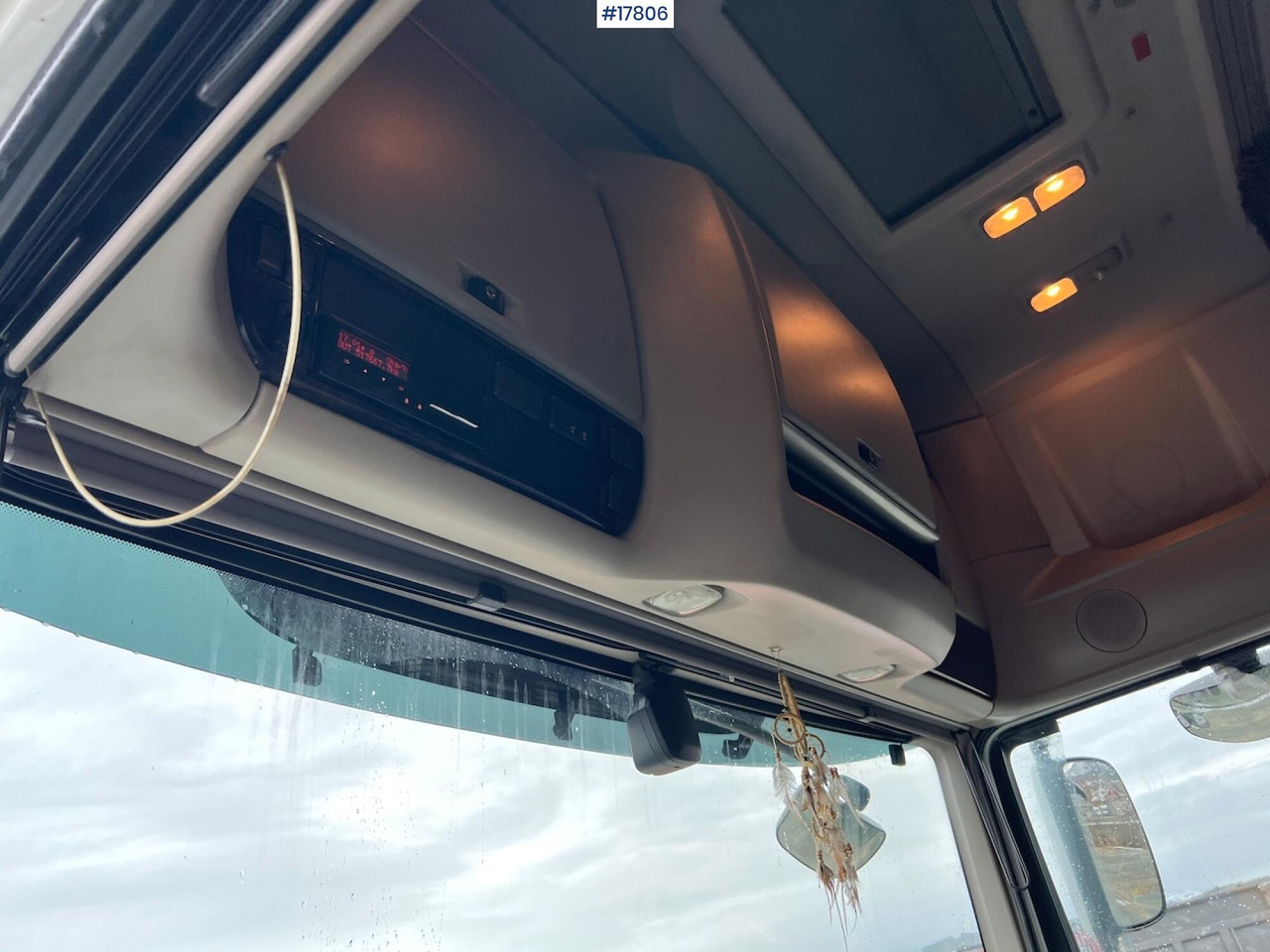 وحدة جر DAF XF 530: صورة 17