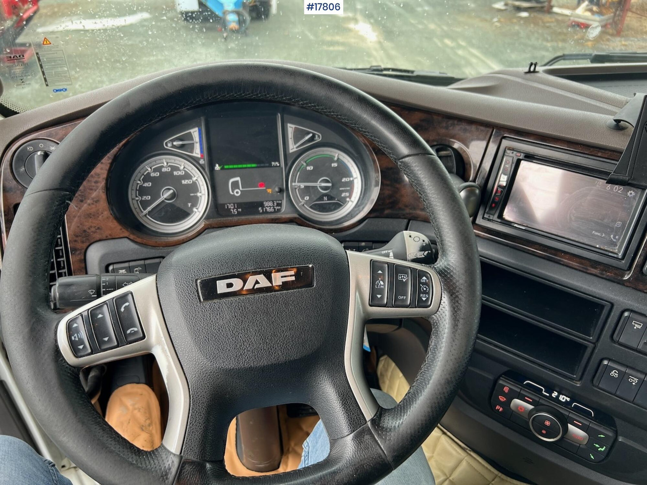 وحدة جر DAF XF 530: صورة 20