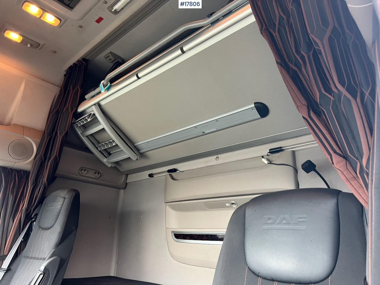 وحدة جر DAF XF 530: صورة 15