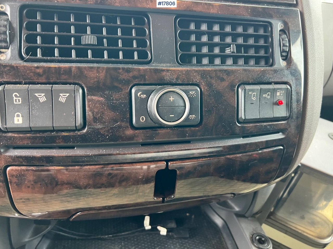 وحدة جر DAF XF 530: صورة 25