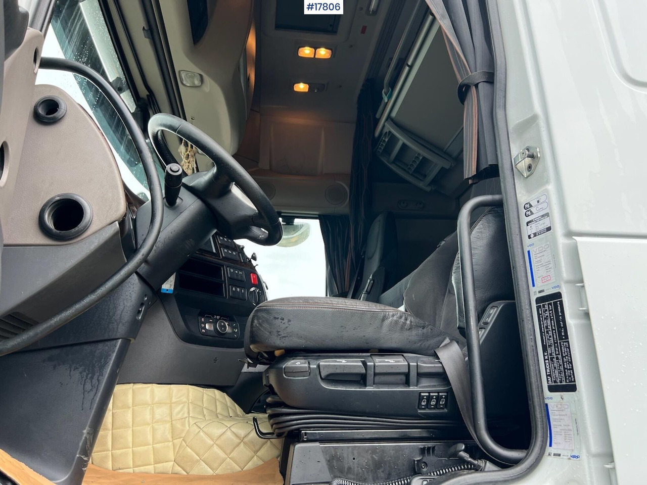 وحدة جر DAF XF 530: صورة 14