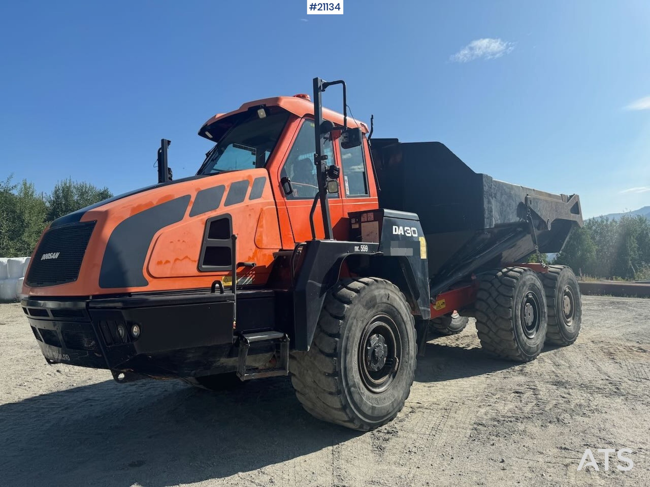 Doosan DA 30 Dumper - شاحنة قلاب مفصلية: صورة 1 Doosan DA 30 Dumper - شاحنة قلاب مفصلية: صورة 1