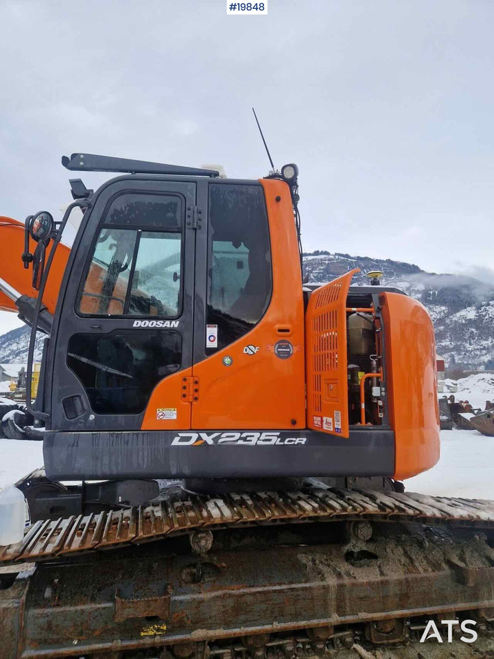 Doosan DX235LC-5 - حفارة: صورة 2 Doosan DX235LC-5 - حفارة: صورة 2