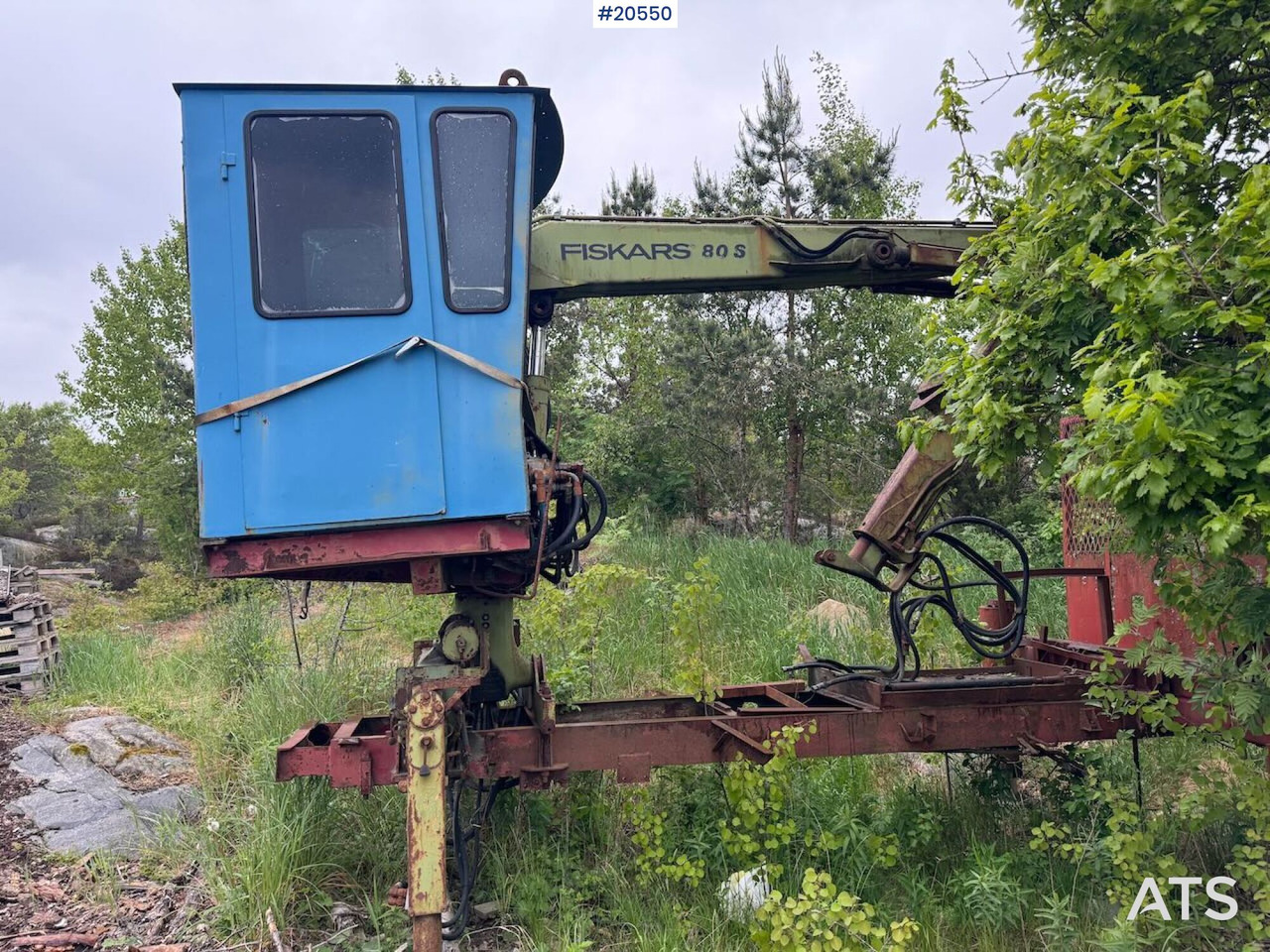 Hiab Fiskars 80S - ونش كرين - آلات البناء: صورة 2 Hiab Fiskars 80S - ونش كرين - آلات البناء: صورة 2