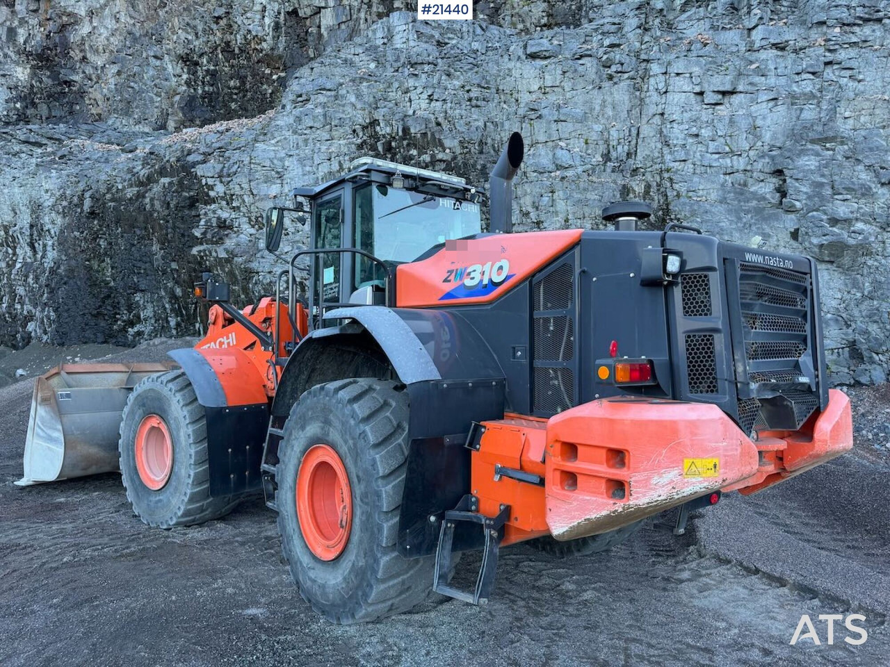 Hitachi ZW310 - اللودر بعجل: صورة 3 Hitachi ZW310 - اللودر بعجل: صورة 3