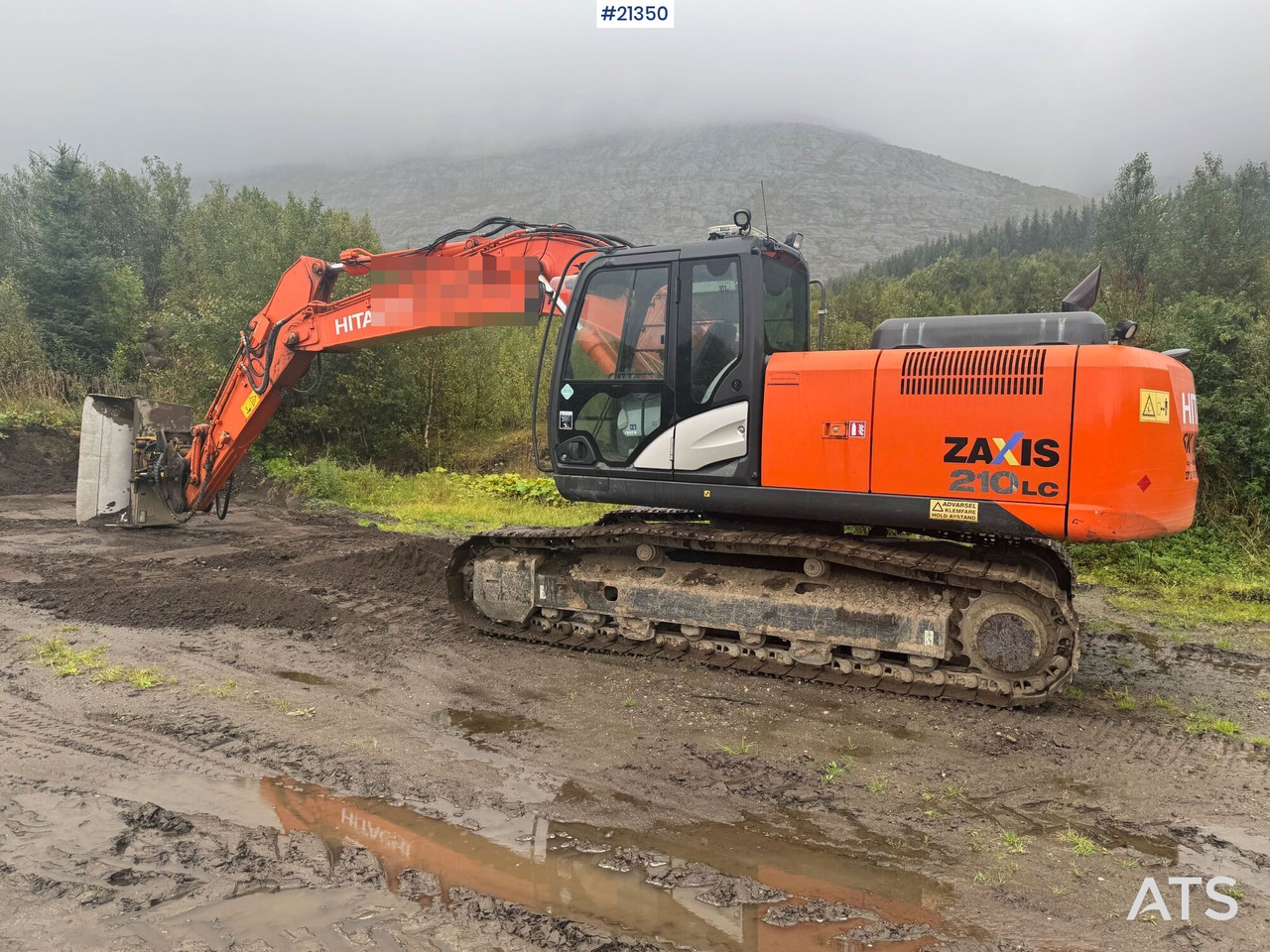 Hitachi ZX210LC - حفارة: صورة 4 Hitachi ZX210LC - حفارة: صورة 4