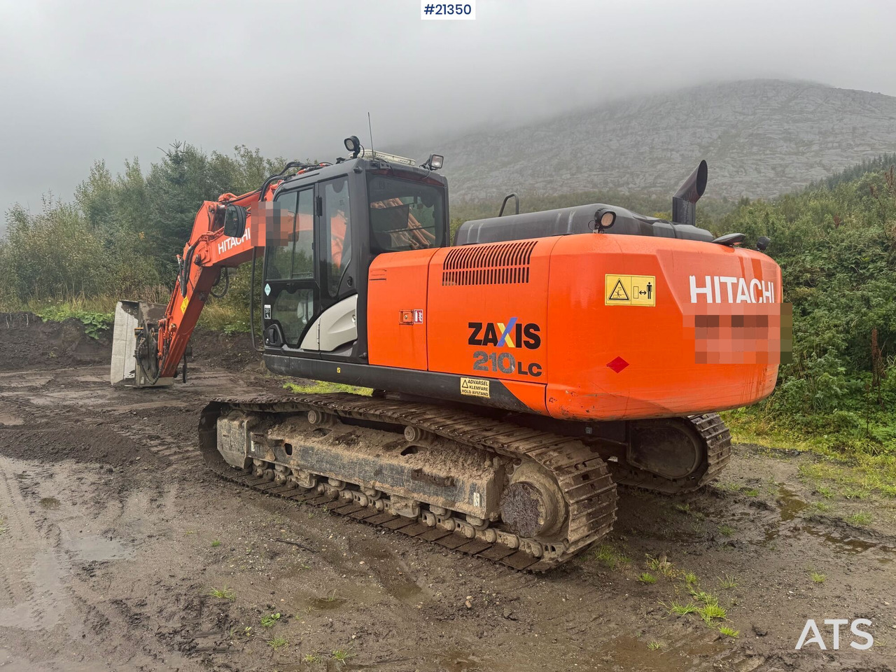Hitachi ZX210LC - حفارة: صورة 5 Hitachi ZX210LC - حفارة: صورة 5