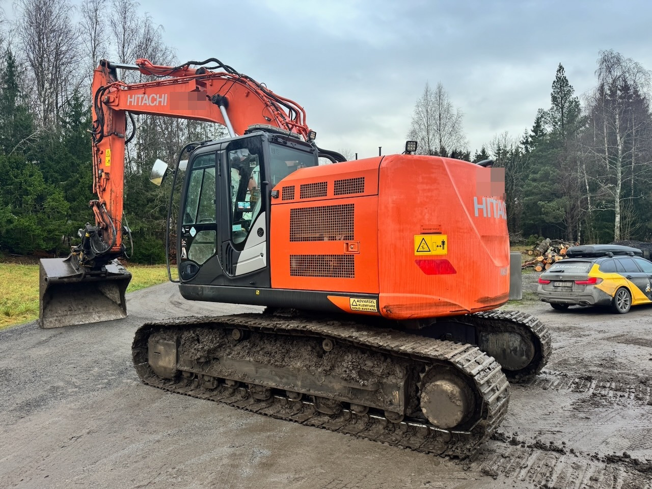 Hitachi ZX225USRLC-6 Beltegraver m/ Rototilt, 2 skuffer og Easy Dig. SE VIDEO - حفار زحاف: صورة 4 Hitachi ZX225USRLC-6 Beltegraver m/ Rototilt, 2 skuffer og Easy Dig. SE VIDEO - حفار زحاف: صورة 4