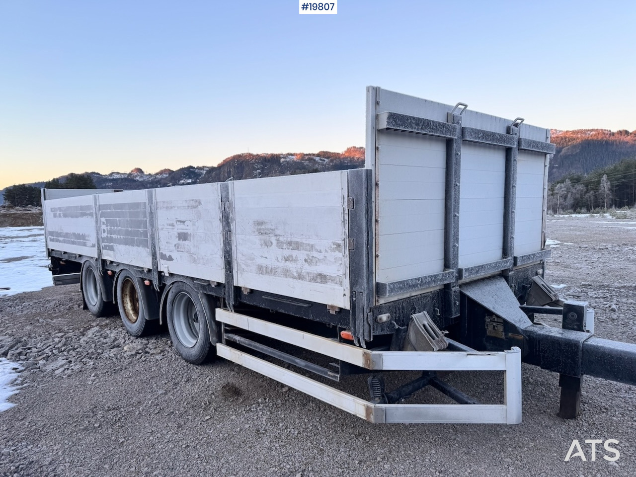 Istrail 3 akslet plankjerre - مقطورات مسطحة: صورة 4 Istrail 3 akslet plankjerre - مقطورات مسطحة: صورة 4