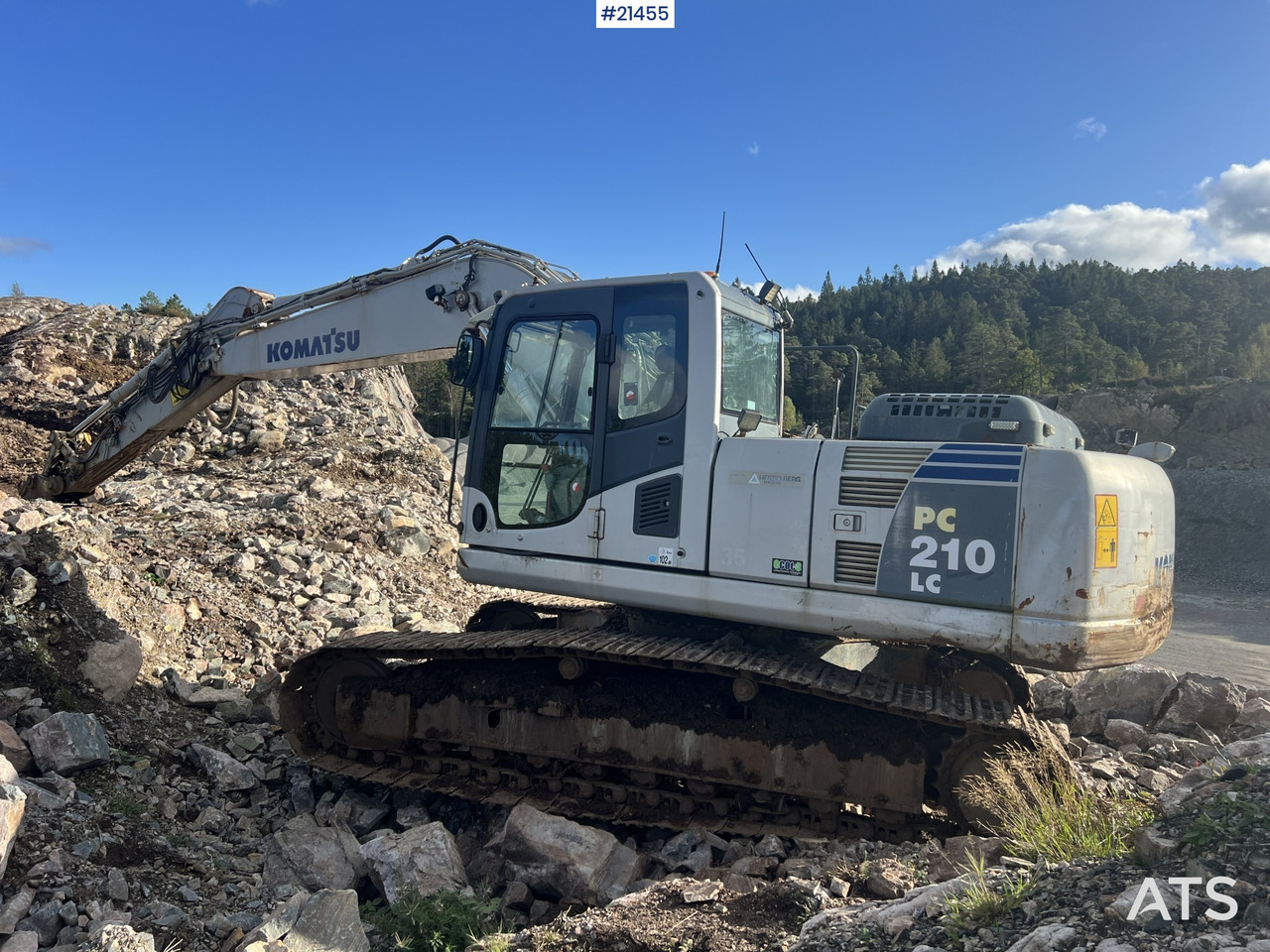 Komatsu PC210LC-8 - حفار زحاف: صورة 1 Komatsu PC210LC-8 - حفار زحاف: صورة 1