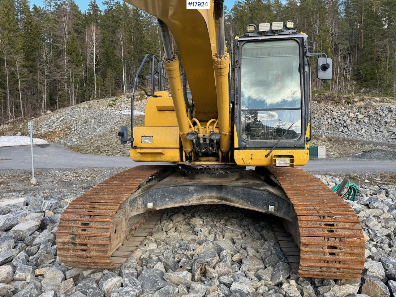 حفارة Komatsu PC240LC-10: صورة 11