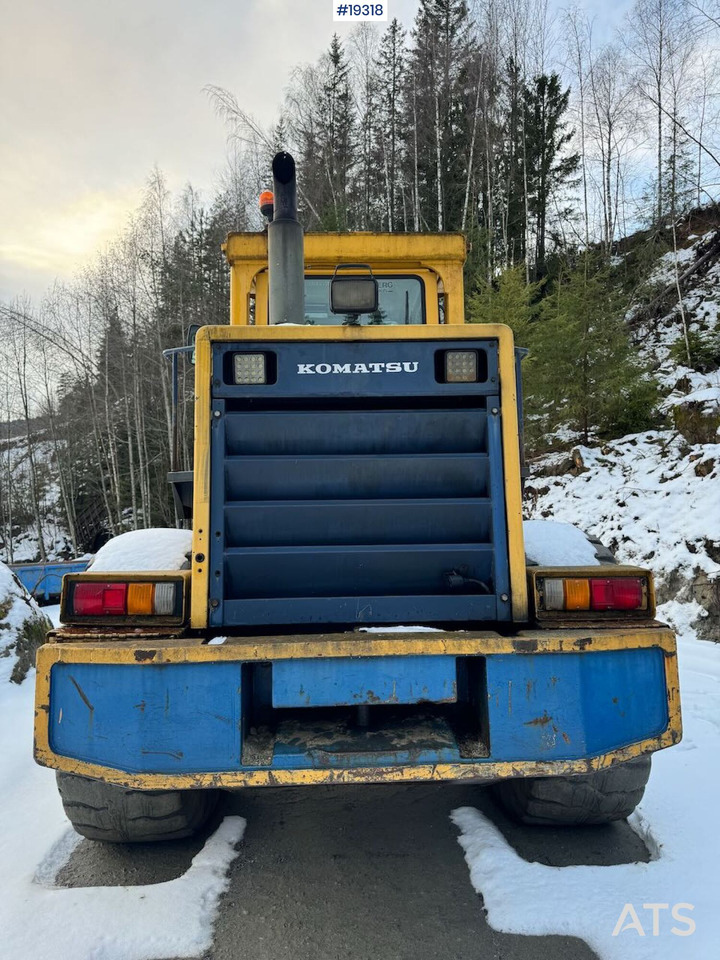 Komatsu WA 380 - اللودر بعجل: صورة 5 Komatsu WA 380 - اللودر بعجل: صورة 5