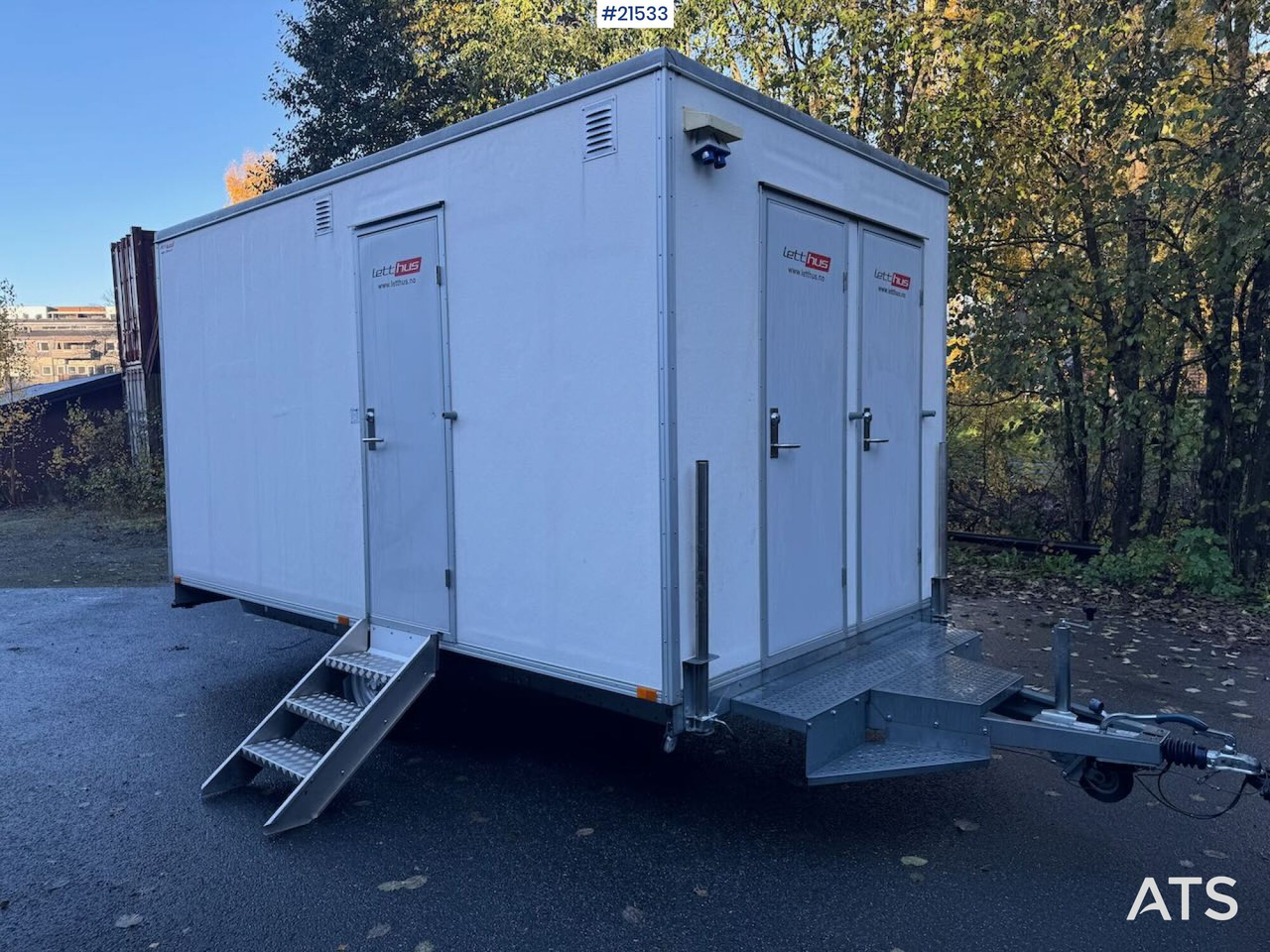 Letthus brakke - حاوية البناء, عربة مقطورة: صورة 1 Letthus brakke - حاوية البناء, عربة مقطورة: صورة 1