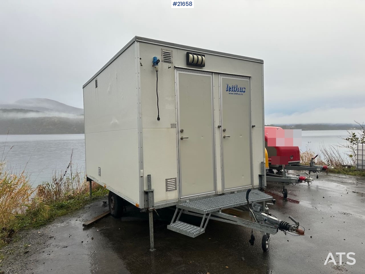 Letthus brakke - حاوية البناء, عربة مقطورة: صورة 1 Letthus brakke - حاوية البناء, عربة مقطورة: صورة 1