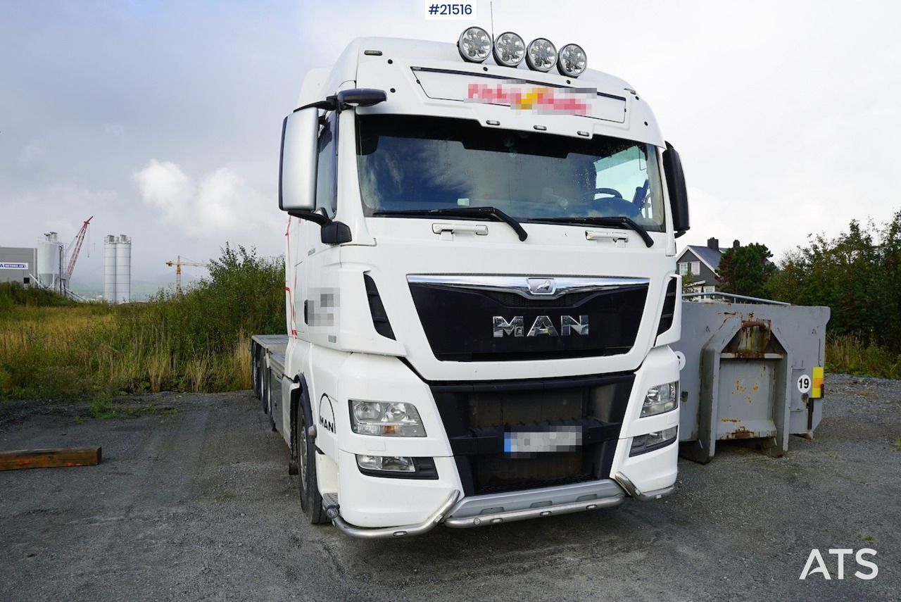 MAN Man TGX 35.560 8x4 tridem krokbil - شاحنة ذات خطاف: صورة 2 MAN Man TGX 35.560 8x4 tridem krokbil - شاحنة ذات خطاف: صورة 2