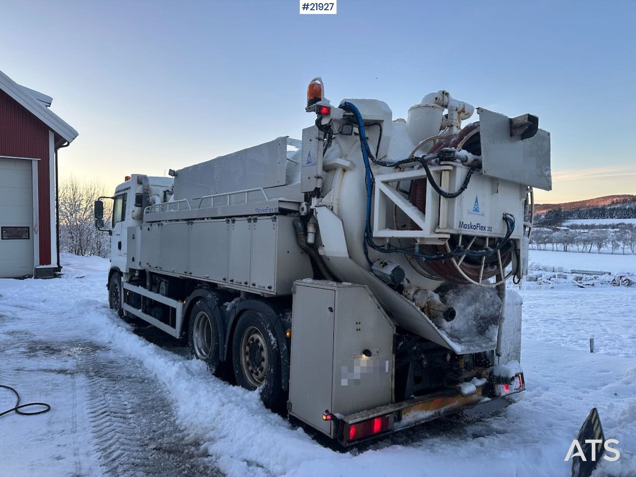 MAN TGA 26.430 6x2 sug-/spylebil m/ Maskoflex påbygg. SE VIDEO. - شاحنة الشفط: صورة 4 MAN TGA 26.430 6x2 sug-/spylebil m/ Maskoflex påbygg. SE VIDEO. - شاحنة الشفط: صورة 4