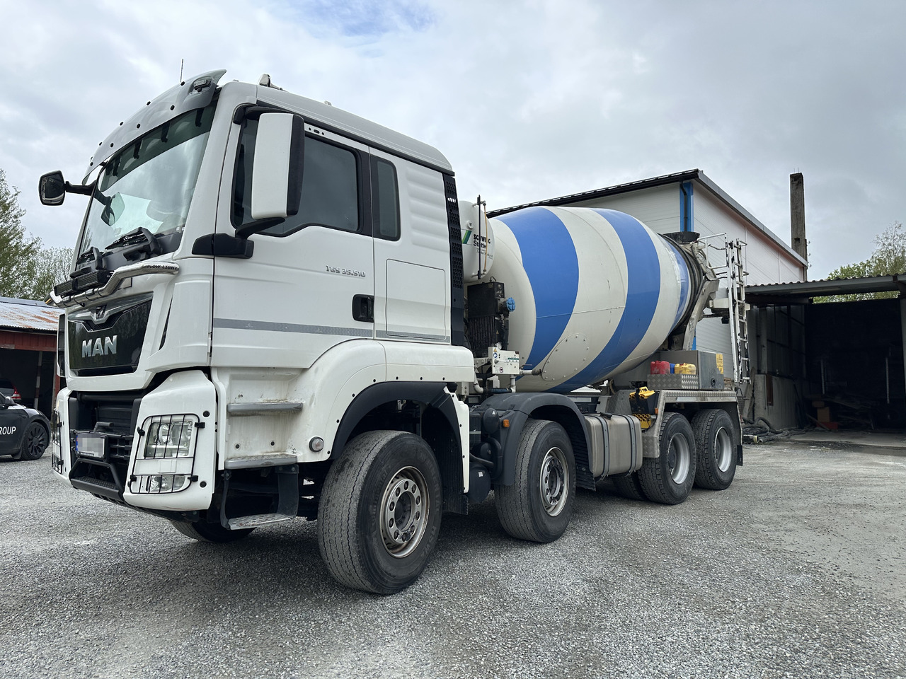 MAN TGS 35.510 8x4 betongbil med 9 meter hydr. renne (gullavtale) - شاحنة خلاطة خرسانة: صورة 1 MAN TGS 35.510 8x4 betongbil med 9 meter hydr. renne (gullavtale) - شاحنة خلاطة خرسانة: صورة 1