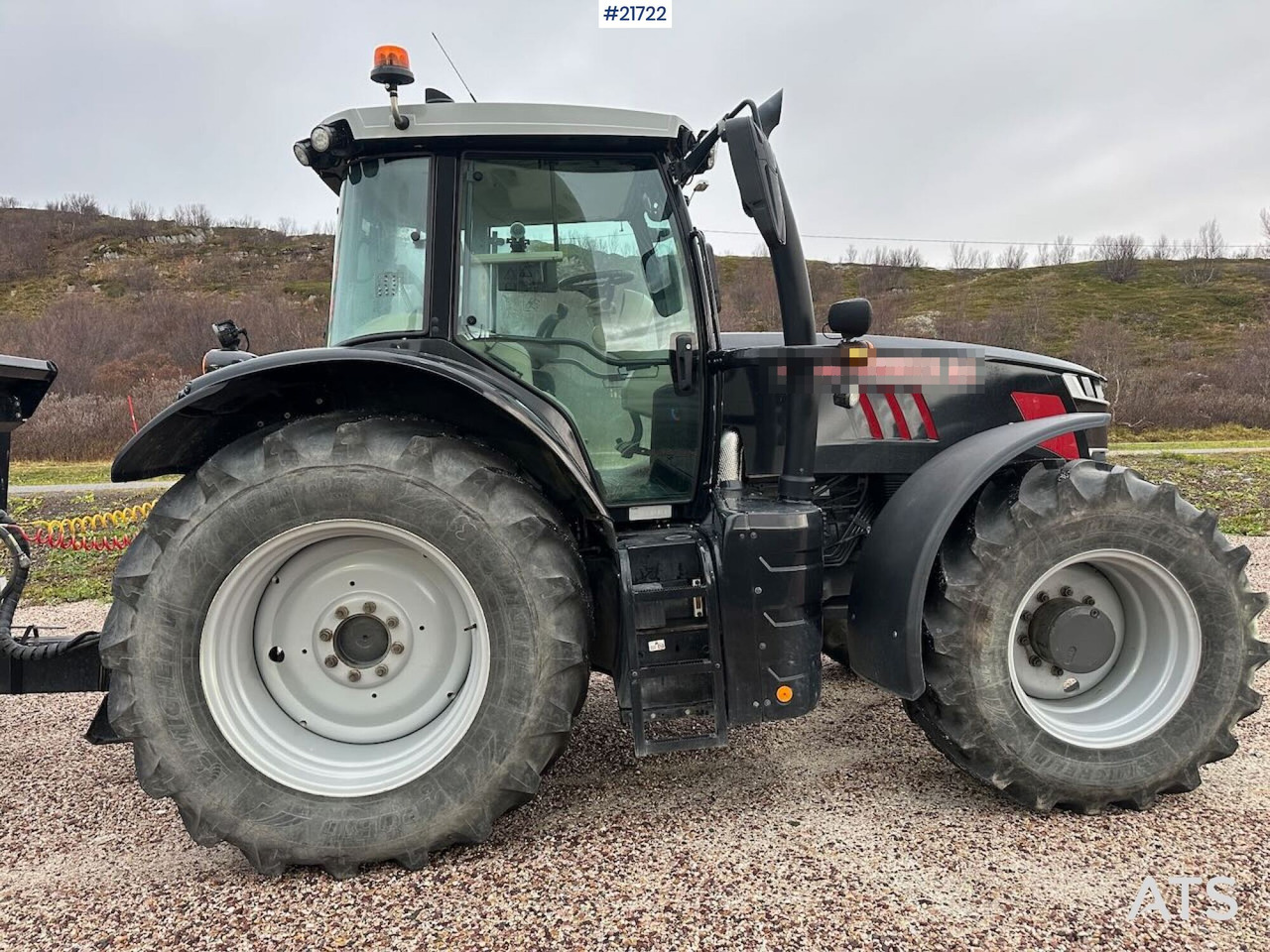 Massey Ferguson 7719 S 4x4 brøyterigget traktor m/ 2 sett dekk, snøfres og henger. SE VIDEO - آليات: صورة 4 Massey Ferguson 7719 S 4x4 brøyterigget traktor m/ 2 sett dekk, snøfres og henger. SE VIDEO - آليات: صورة 4