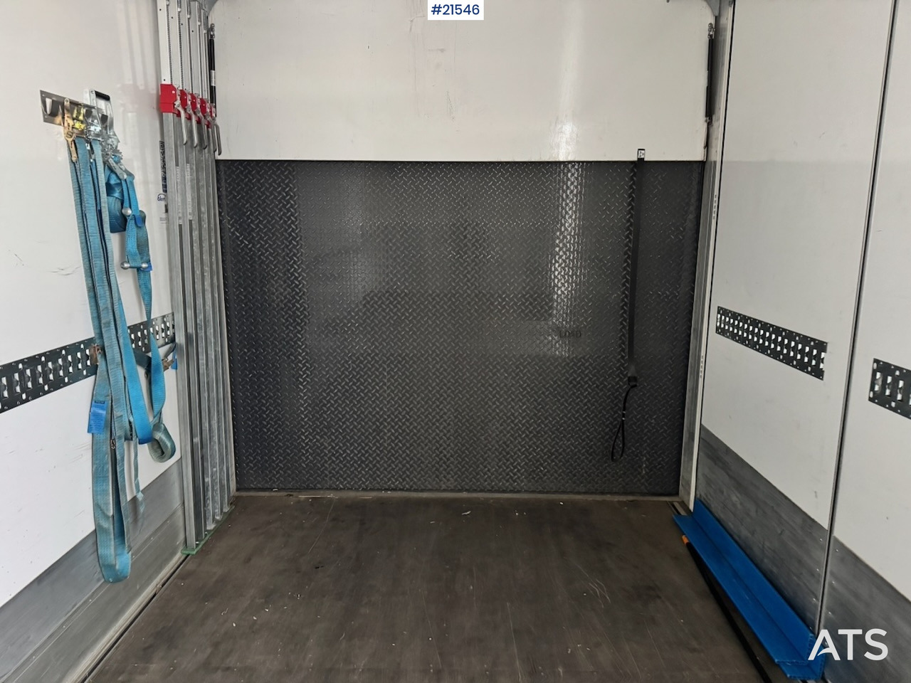 شاحنة مقفلة Mercedes Actros 1833: صورة 22 شاحنة مقفلة Mercedes Actros 1833: صورة 22