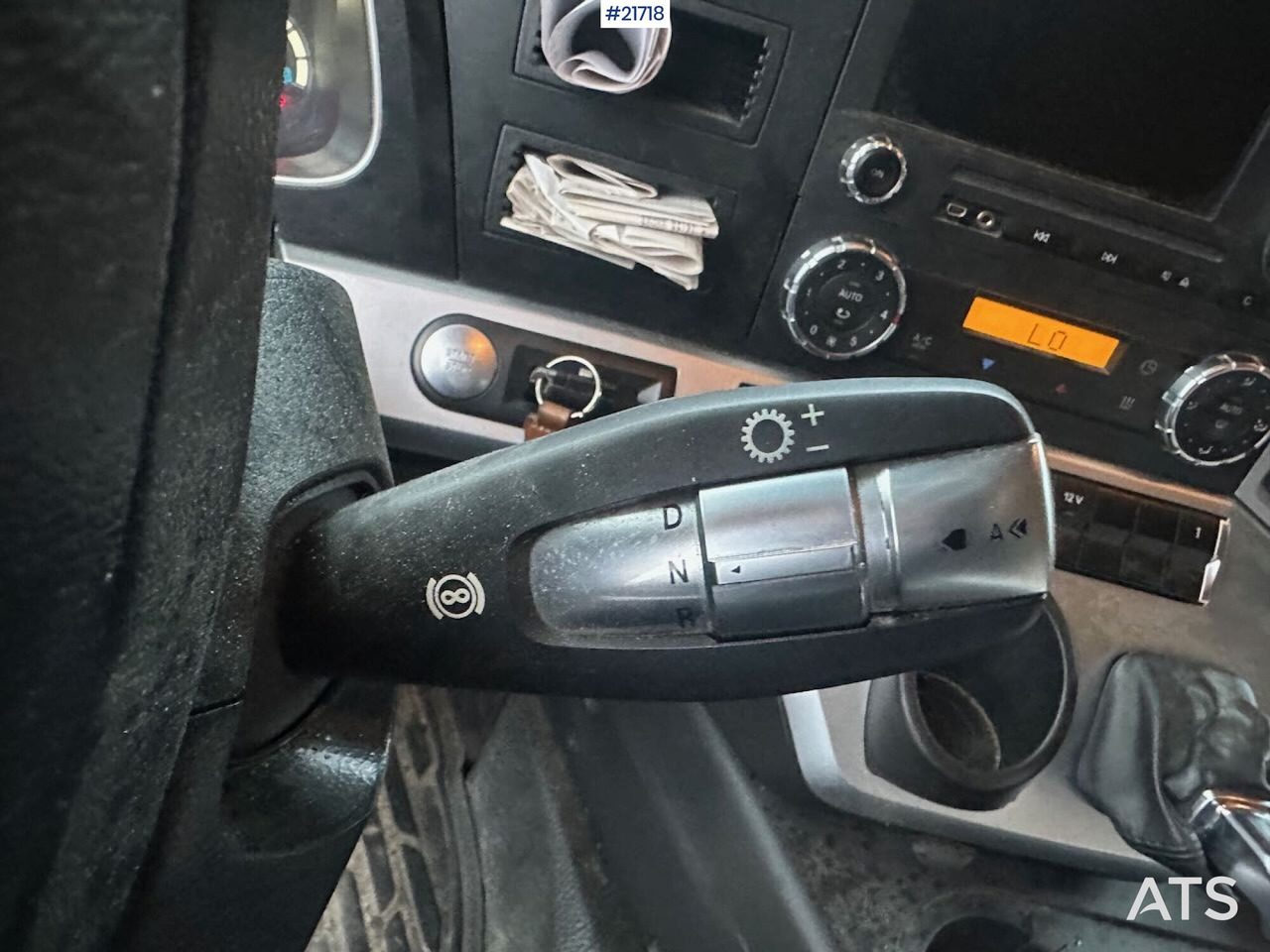 شاحنة مقفلة Mercedes Actros 1835 skapbil m/ Full sideåpning, aggregat, lift og 2 sett dekk: صورة 30