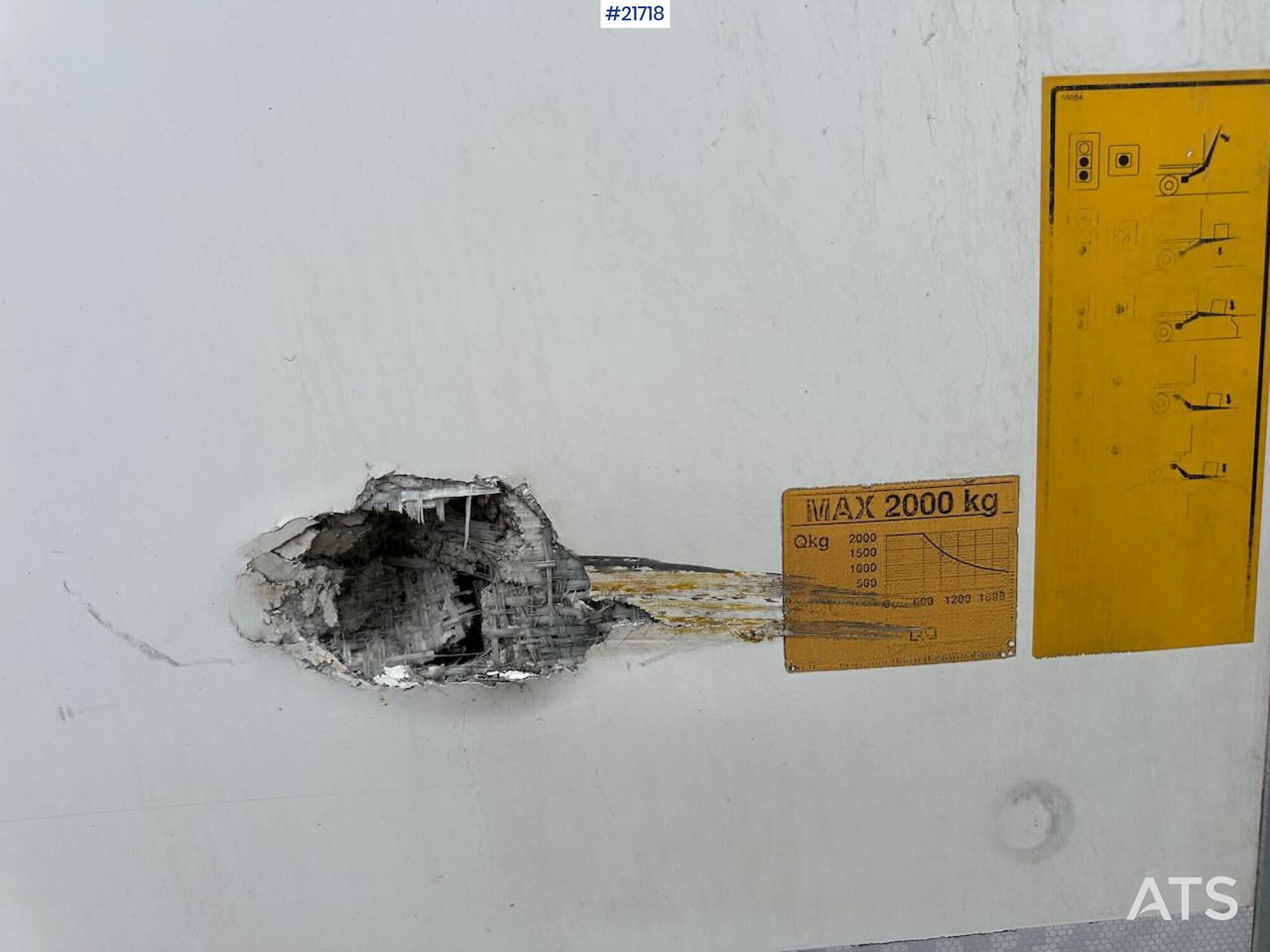 شاحنة مقفلة Mercedes Actros 1835 skapbil m/ Full sideåpning, aggregat, lift og 2 sett dekk: صورة 42