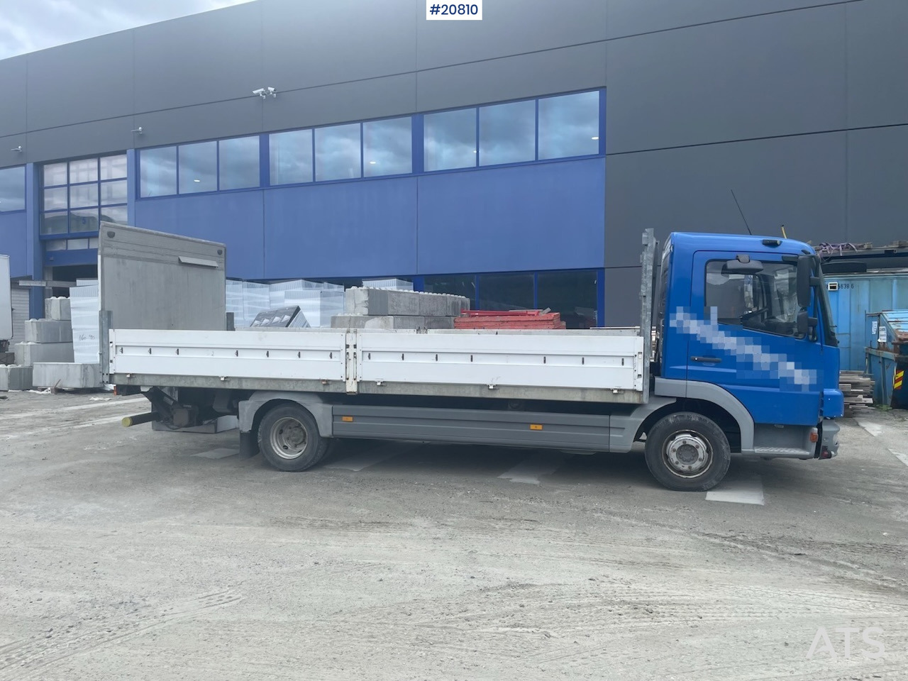 Mercedes Atego 815 - شاحنات مسطحة: صورة 1 Mercedes Atego 815 - شاحنات مسطحة: صورة 1