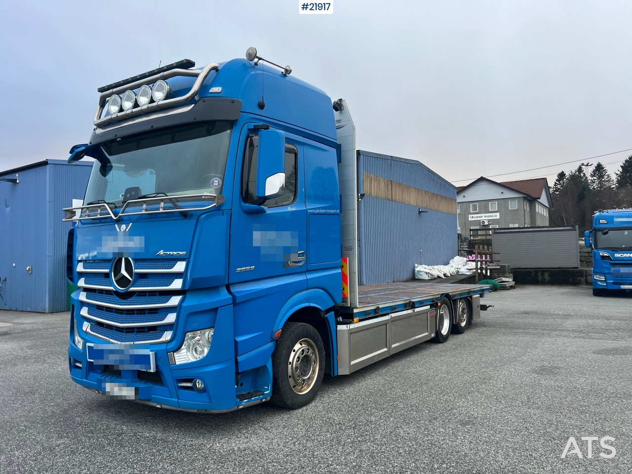 Mercedes-Benz Actros 6x2 planbil m/ 2012 konar 2 akslet plankjerre - شاحنات مسطحة: صورة 2 Mercedes-Benz Actros 6x2 planbil m/ 2012 konar 2 akslet plankjerre - شاحنات مسطحة: صورة 2