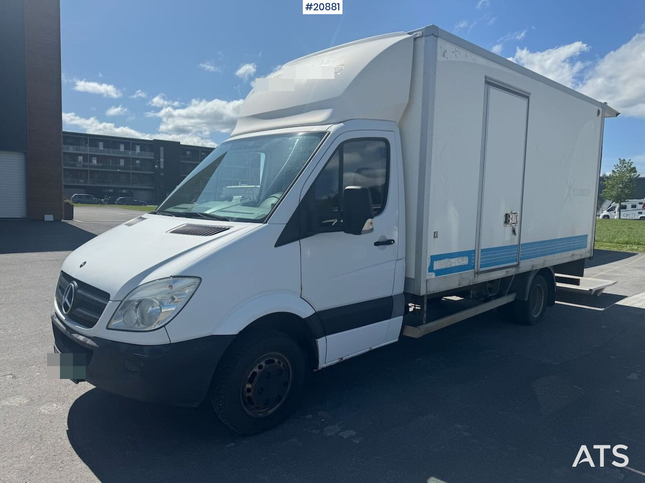 Mercedes SPRINTER - شاحنة مغلقة الصندوق: صورة 2 Mercedes SPRINTER - شاحنة مغلقة الصندوق: صورة 2