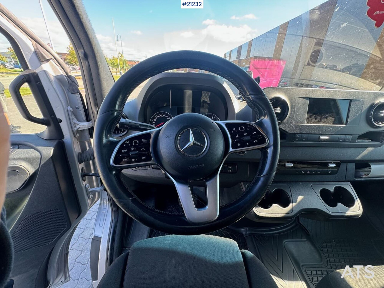 فان Mercedes SPRINTER: صورة 37 فان Mercedes SPRINTER: صورة 37