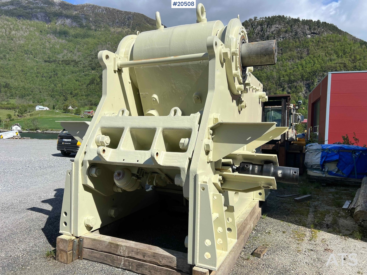 Metso C145 - كسارة فكية: صورة 1 Metso C145 - كسارة فكية: صورة 1