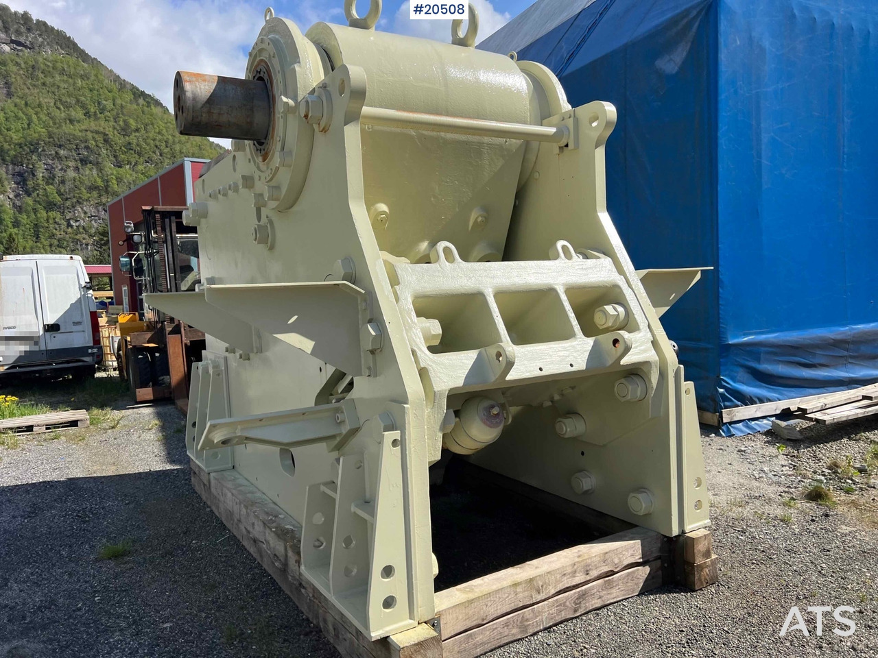 Metso C145 - كسارة فكية: صورة 4 Metso C145 - كسارة فكية: صورة 4