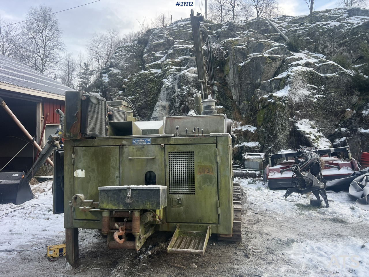 Nemek 503 TXI borerigg m/ lite timer i forhold til alder - برج الحفر: صورة 3 Nemek 503 TXI borerigg m/ lite timer i forhold til alder - برج الحفر: صورة 3