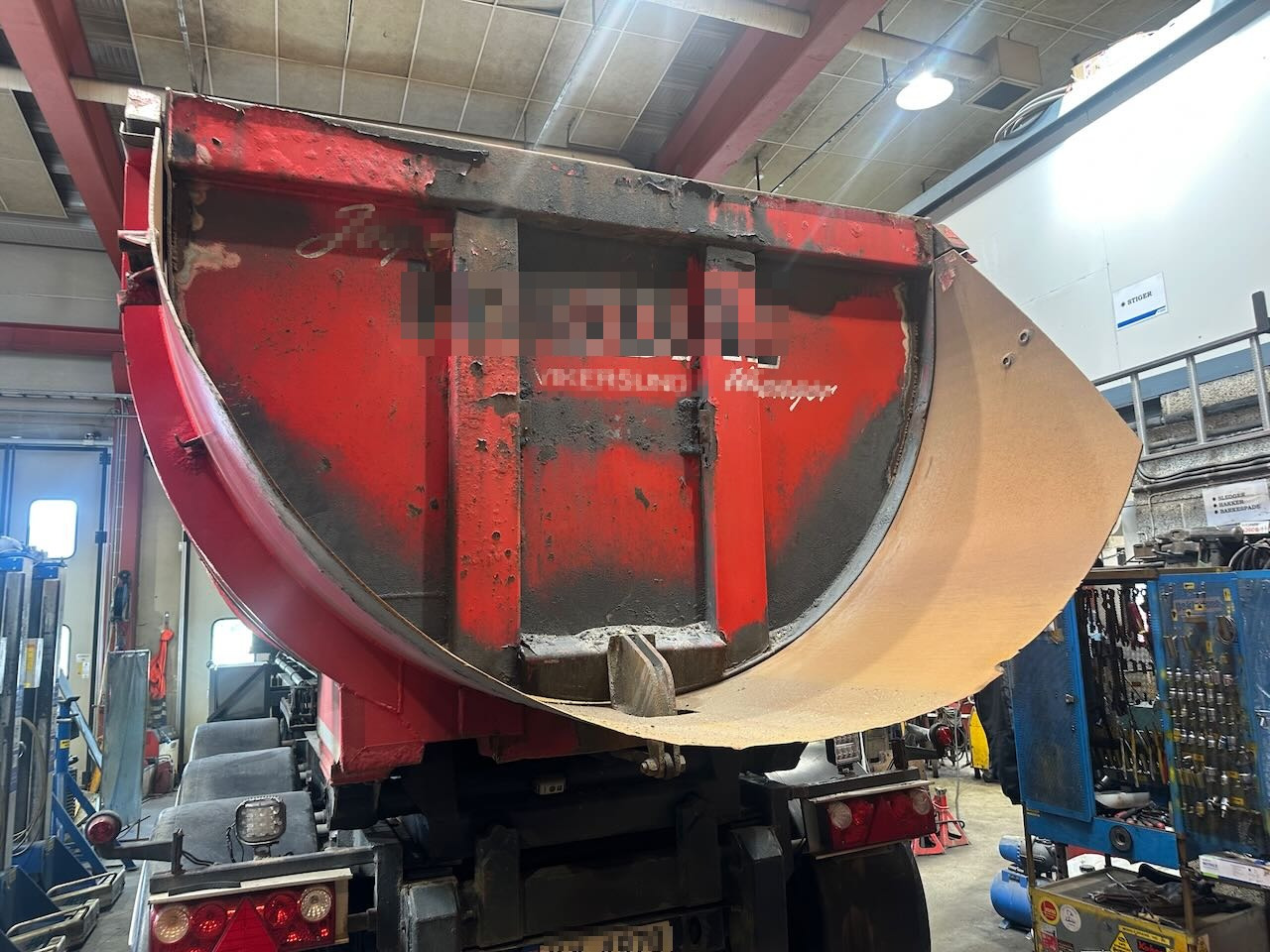 Nor-Slep SE-42 3 akslet tippsemi m/ kapellduk - قلابة نصف مقطورة نصف مقطورة قلابة: صورة 4 Nor-Slep SE-42 3 akslet tippsemi m/ kapellduk - قلابة نصف مقطورة نصف مقطورة قلابة: صورة 4