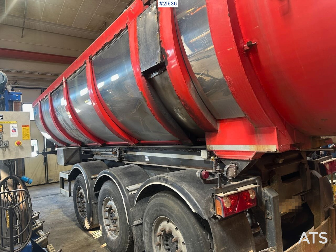 Nor-Slep SE-42 3 akslet tippsemi m/ kapellduk - قلابة نصف مقطورة نصف مقطورة قلابة: صورة 3 Nor-Slep SE-42 3 akslet tippsemi m/ kapellduk - قلابة نصف مقطورة نصف مقطورة قلابة: صورة 3