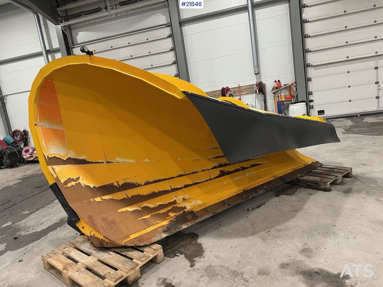 Øveraasen DEHS - كاسحة ثلوج: صورة 1 Øveraasen DEHS - كاسحة ثلوج: صورة 1