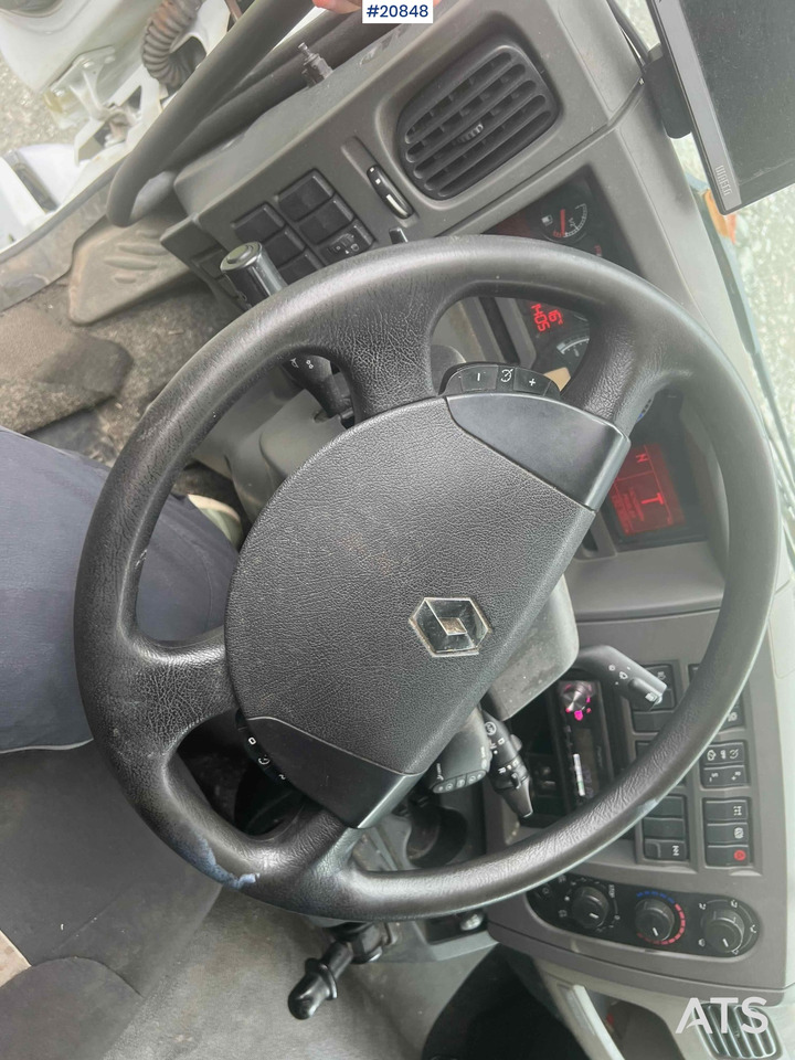 شاحنة مقفلة Renault midlum: صورة 35