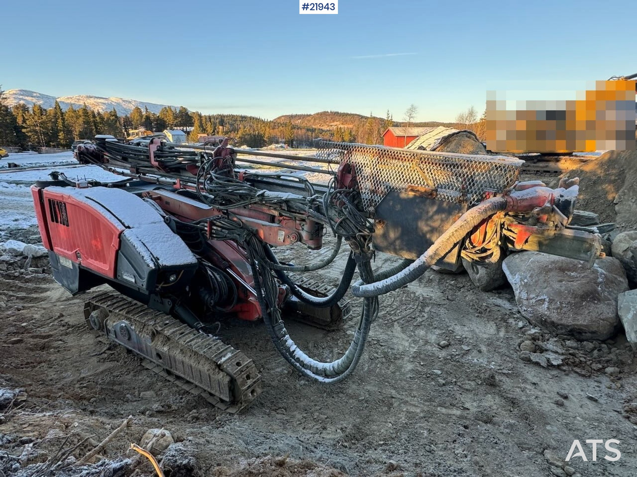 Sandvik Dino DC400RI Borerigg. Overhalt motor og hammer SE VIDEO - برج الحفر: صورة 3 Sandvik Dino DC400RI Borerigg. Overhalt motor og hammer SE VIDEO - برج الحفر: صورة 3