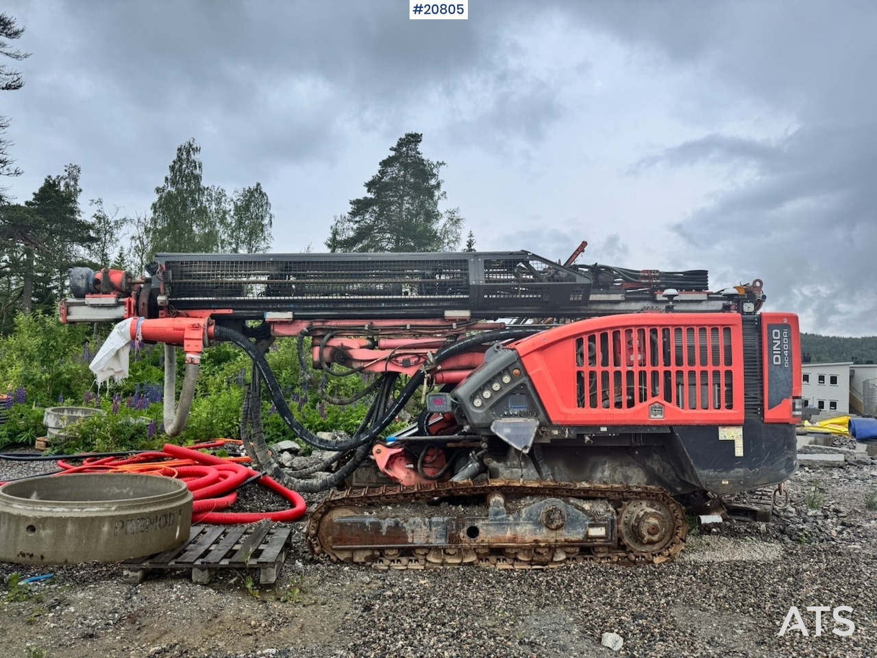 Sandvik Dino DC400RI - برج الحفر: صورة 1 Sandvik Dino DC400RI - برج الحفر: صورة 1