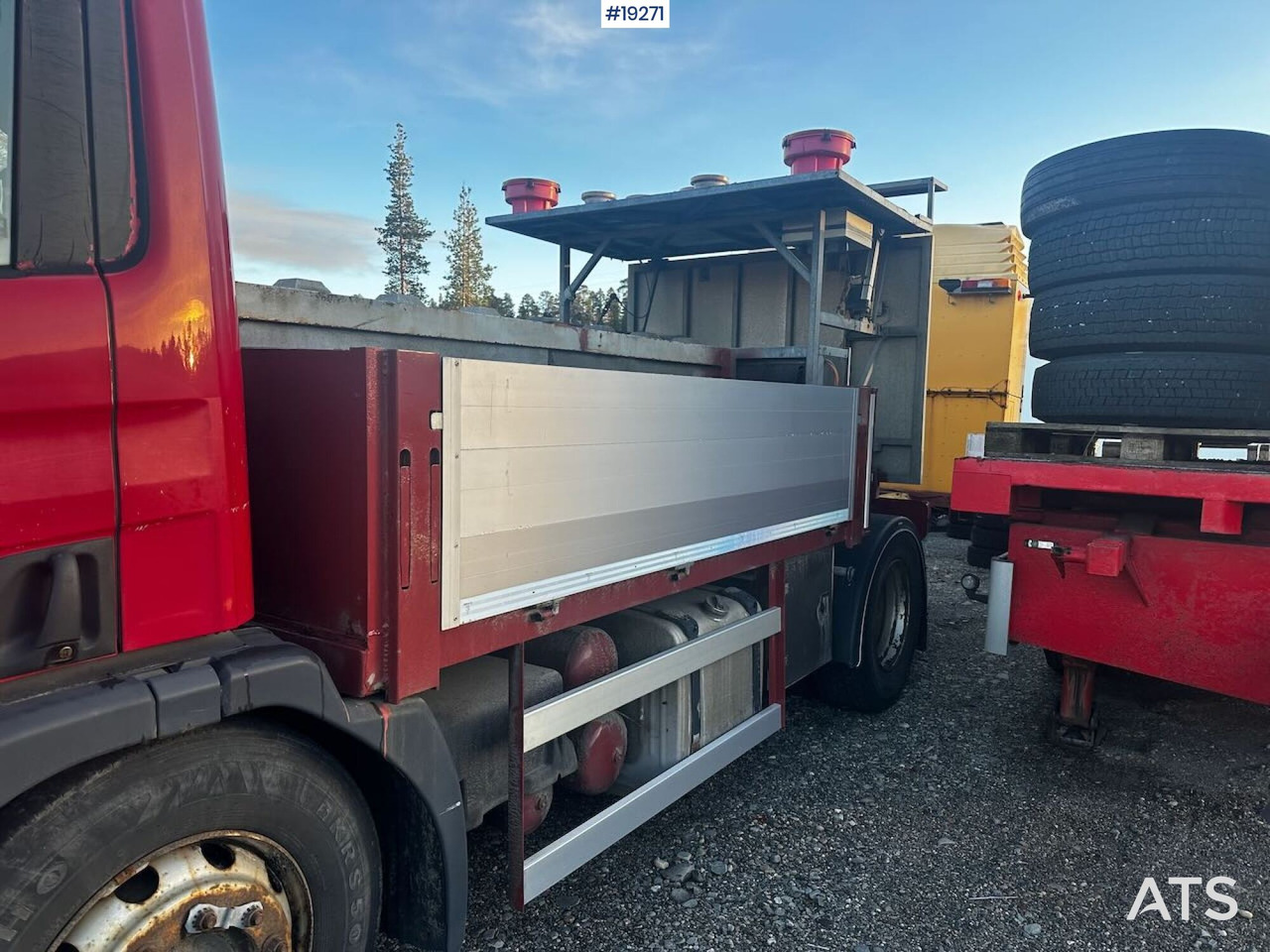 Scania P94 bufferbil m/ Euroskilt pute. Lav km - آلية المنفعة/ مركبة خاصة, شاحنة: صورة 4 Scania P94 bufferbil m/ Euroskilt pute. Lav km - آلية المنفعة/ مركبة خاصة, شاحنة: صورة 4