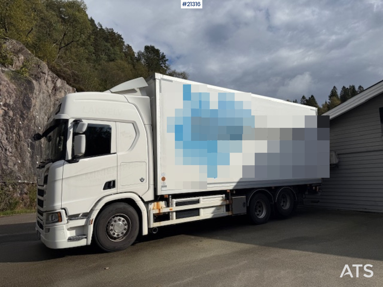Scania R520 - شاحنة مقفلة: صورة 1 Scania R520 - شاحنة مقفلة: صورة 1