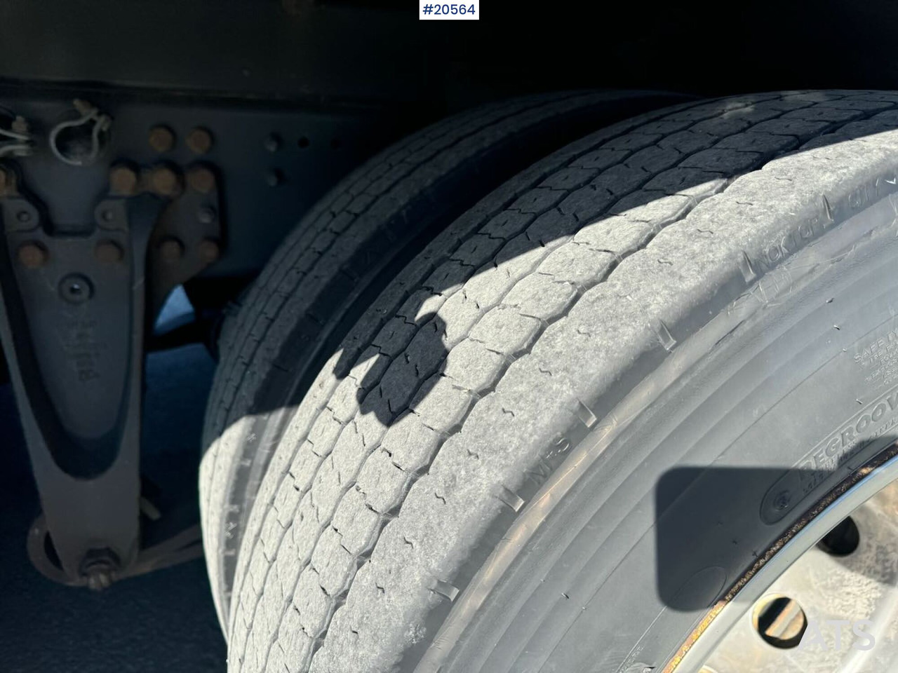 شاحنة مقفلة Scania S650: صورة 19