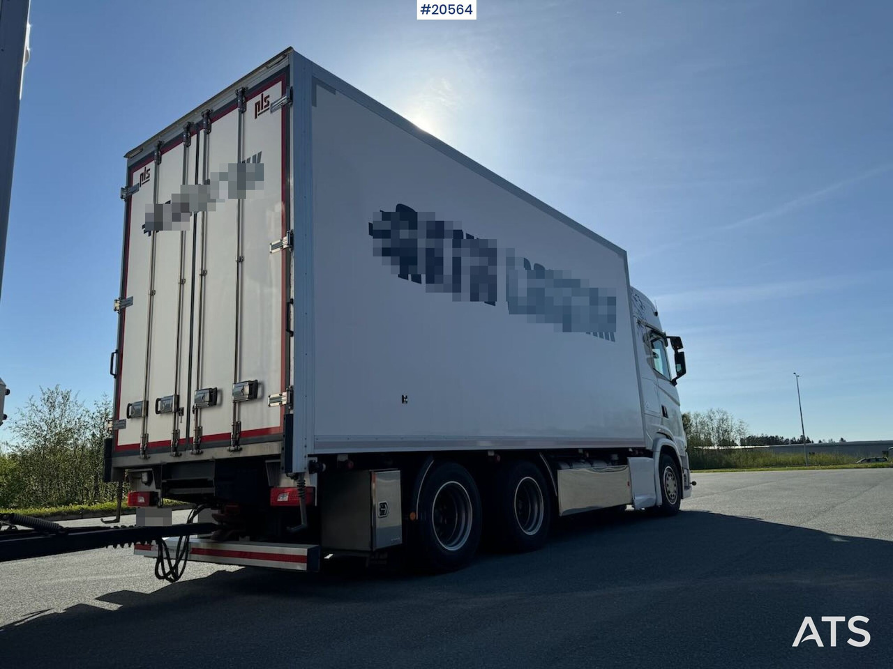 شاحنة مقفلة Scania S650: صورة 8