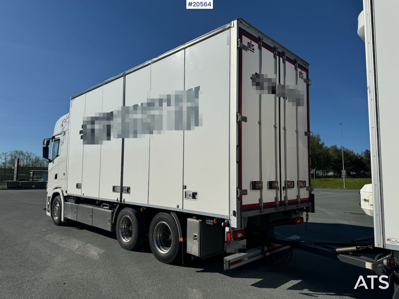 شاحنة مقفلة Scania S650: صورة 5