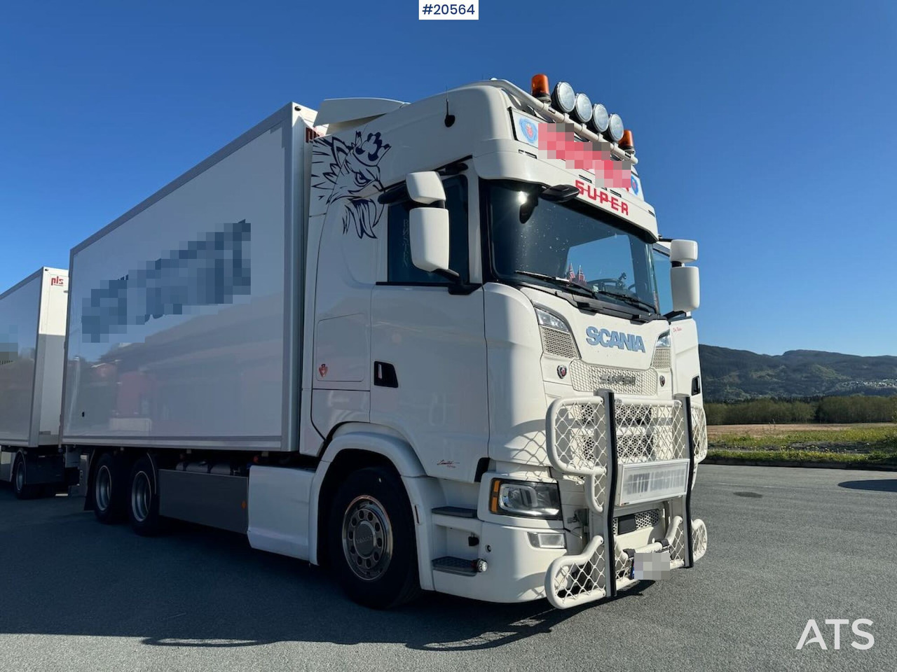 شاحنة مقفلة Scania S650: صورة 36