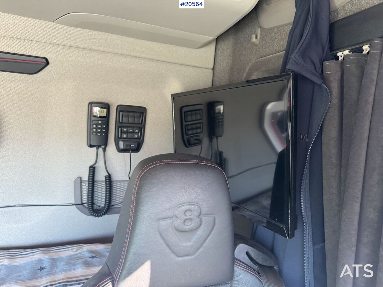 شاحنة مقفلة Scania S650: صورة 33