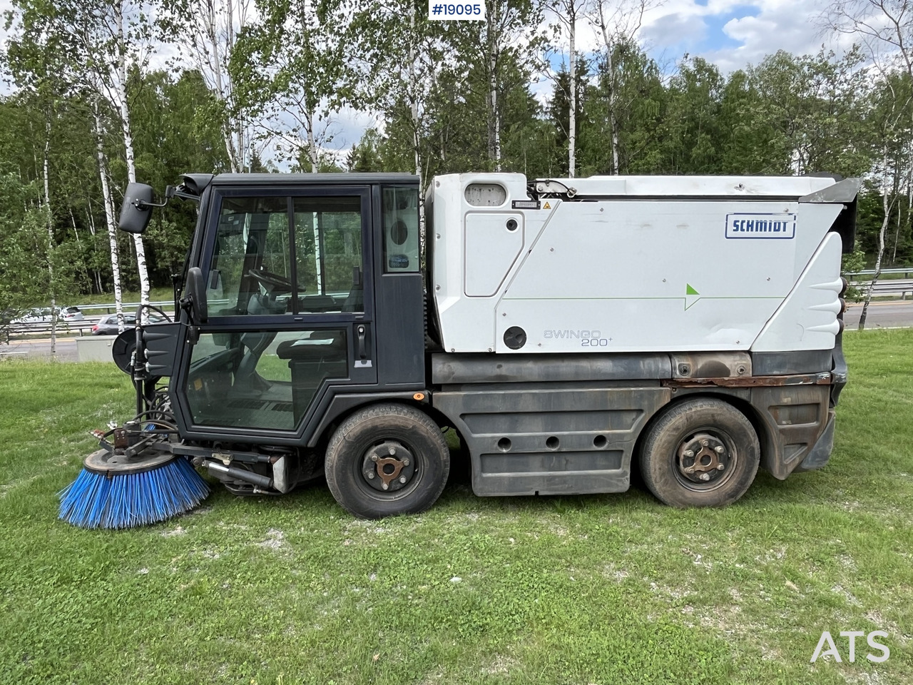 Schmidt Swingo 200+ - سياره كنس شوارع: صورة 3 Schmidt Swingo 200+ - سياره كنس شوارع: صورة 3