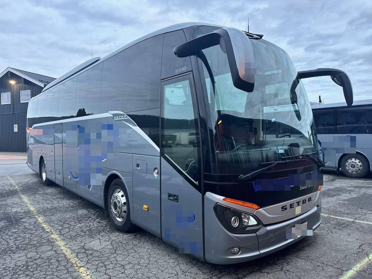Setra S515HD Turbuss. 53 seter. - مركبة كوتش: صورة 1 Setra S515HD Turbuss. 53 seter. - مركبة كوتش: صورة 1