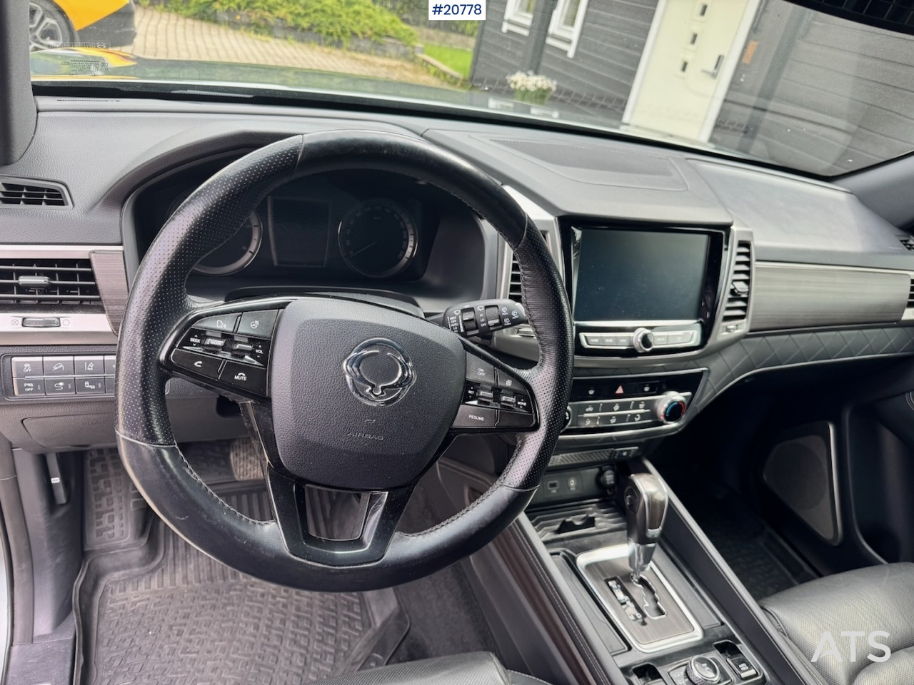 سيارة Ssangyong REXTON: صورة 26