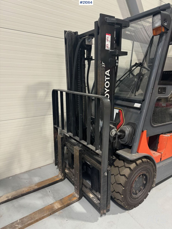 Toyota 7FBMF30 Motvektstruck - رافعة شوكية كهربائية: صورة 5 Toyota 7FBMF30 Motvektstruck - رافعة شوكية كهربائية: صورة 5