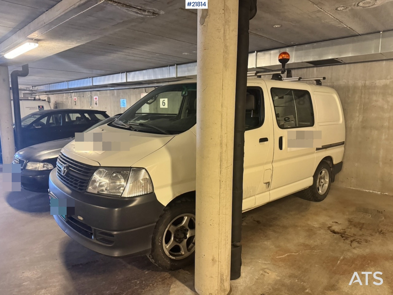 Toyota HIACE - فان: صورة 3 Toyota HIACE - فان: صورة 3